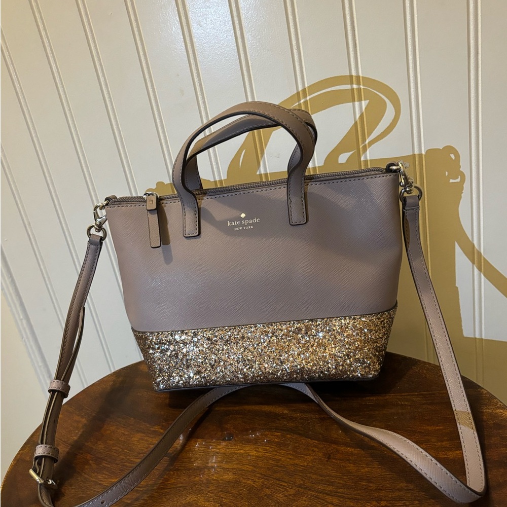 Kate Spade Gray and Glitter Purse